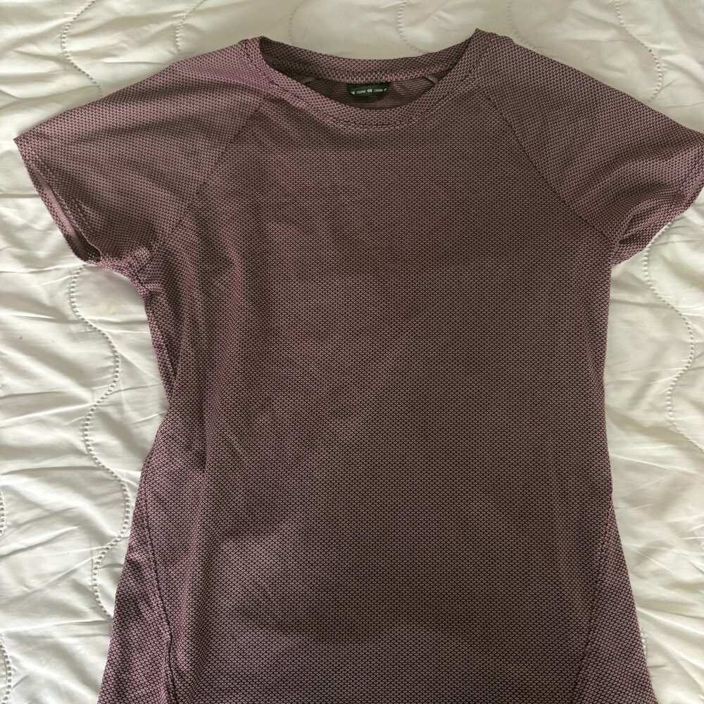 Oiselle Flyout Short Sleeve Sz. 6